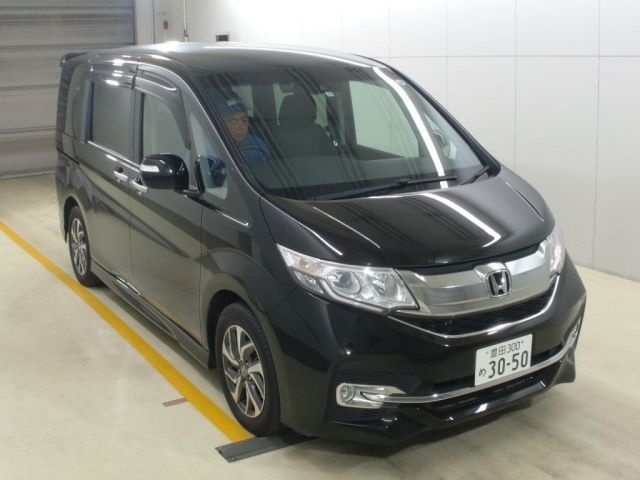 2008 Honda Step wagon RP3 2017 г. (NAA Nagoya)